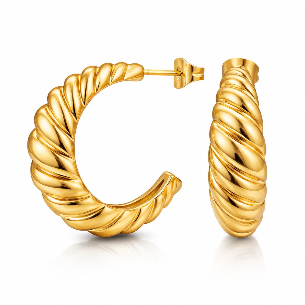 siknakit-aurelia-twist-zlati-teksturirani-hoop-uhani-bela-podlaga Aurelia Twist zlati teksturirani hoop uhani Šik nakit