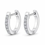 siknakit-crystal-line-hoops-silver-srebrni-obrocki-s-cirkoni-bela-podlaga Crystal Line Hoops Silver srebrni obročki s cirkoni Šik nakit