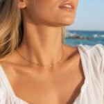 siknakit-zlata-figaro-verizica-figaro-essential-ob-morju-close-up.jpg