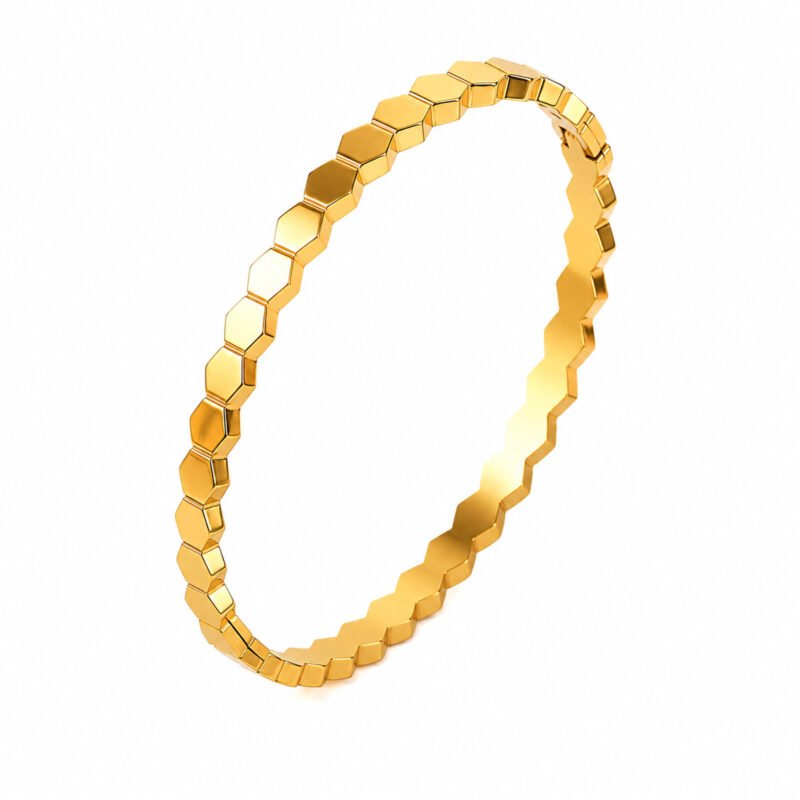 Hexa Glow Bangle – zlata bangle zapestnica s heksagonalnim vzorcem